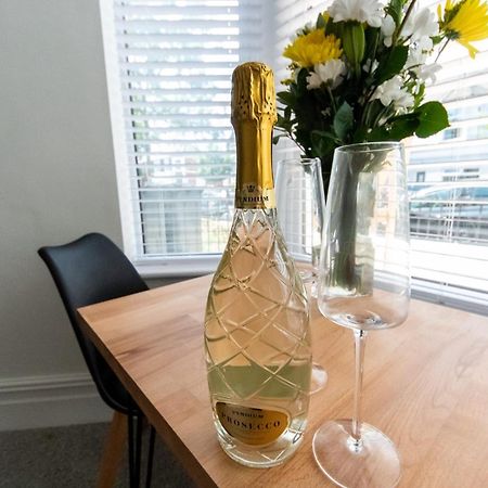 Bay City Studio Apartments By Staying-Away Cardiff Zewnętrze zdjęcie
