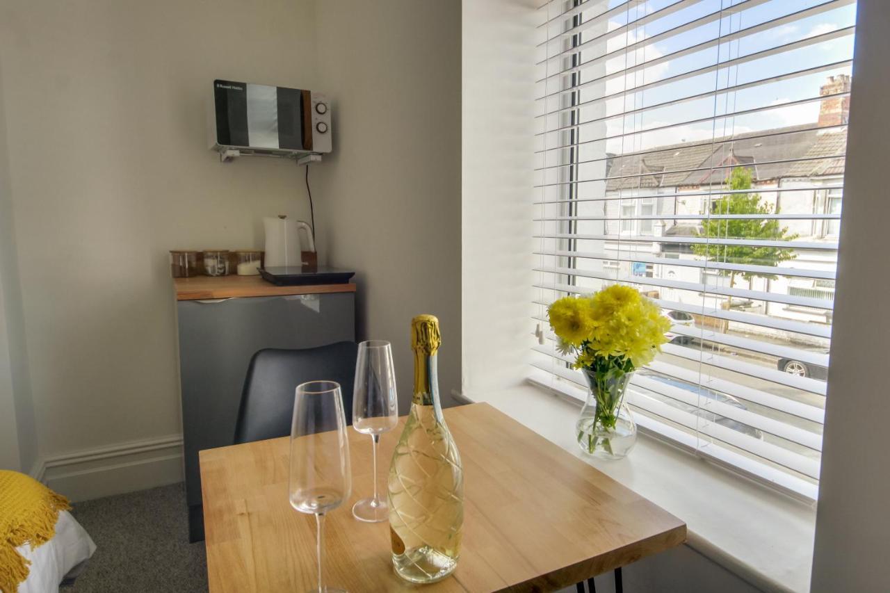 Bay City Studio Apartments By Staying-Away Cardiff Zewnętrze zdjęcie